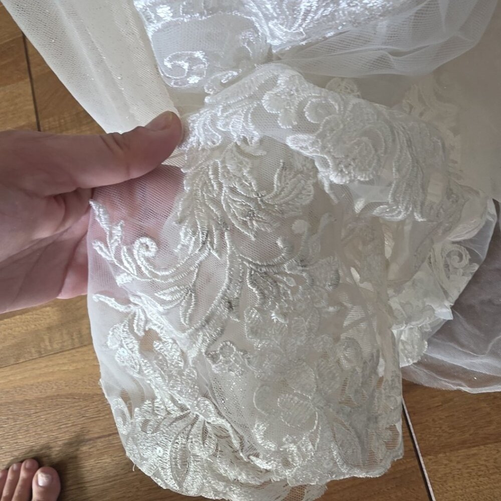 Essence of Australia wedding gown D2887 (discontinued) - Picture 8 of 8